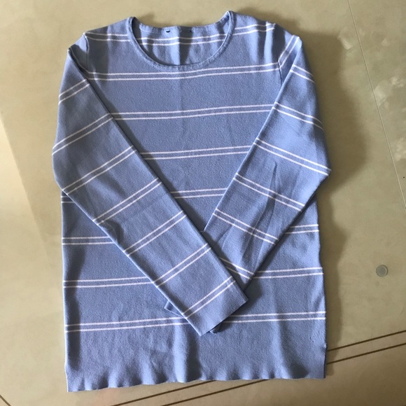 Women’s Top - Picture 6 of 16